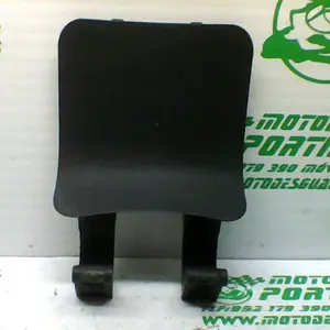 Foto de Puerta depósito gasolina Sym JOYMAX 300I referencia 305-21-31738 foto 2