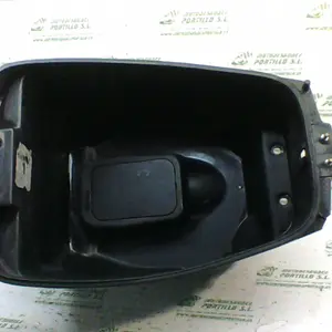 Foto de Porta-casco Kymco Agility 50 referencia 107-21-35128 foto 1