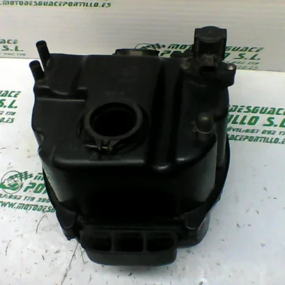 Foto de Caja de filtro Suzuki V Strom 650 referencia 144-19-21146
