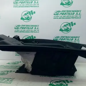 Foto de Porta-casco Kymco Xciting 500 referencia 70-23-43307 foto 2
