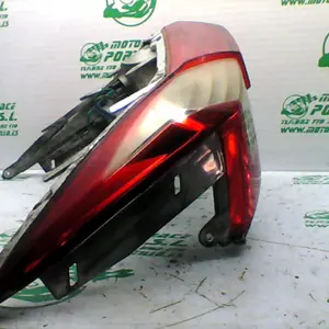 Foto de Piloto trasero Kymco Super Dink 125 referencia 52-19-33560 foto 12