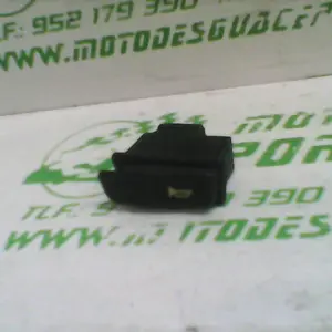 Foto de Interruptor de claxon Honda PS 125 referencia 106-24-47781 foto 9