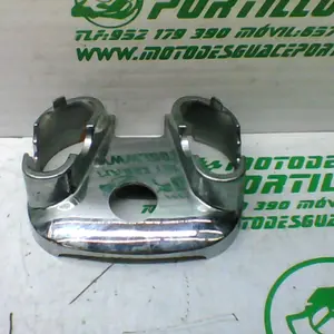 Foto de Embellecedor de tija superior Aprilia COMPAY 125 referencia 158-21-29439 foto 3