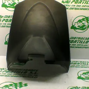 Foto de Carcasa bajo asiento Honda SH MODE referencia 413-21-32633 foto 3