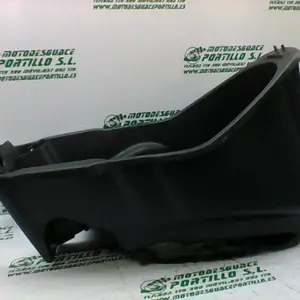 Foto de Porta-casco Peugeot sv 80 referencia 204-18-20655