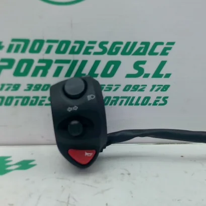 Foto de Piña izquierda Peugeot Satelis 125 referencia 336-20-43128