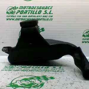 Foto de Conducto de aire Piaggio FLY 125 3V referencia 456-22-41245