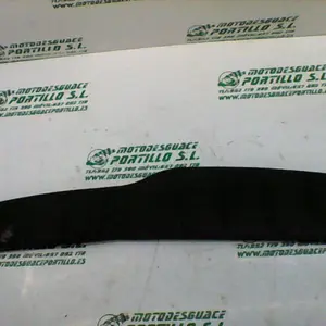Foto de Alfombrilla izquierda Piaggio X8 125 referencia 295-20-37713 foto 1