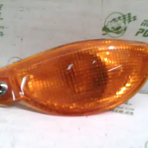Foto de Intermitente trasero derecho Aprilia Gulliver 50 referencia 166-16-20434 foto 4