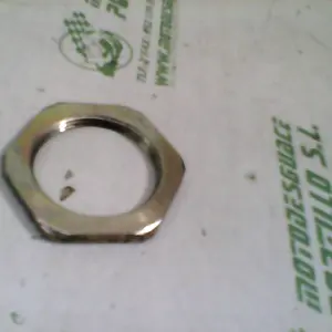 Foto de Tuerca de maza embrague Yamaha X MAX 125 referencia 101-16-6778