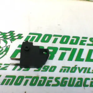 Foto de Sensor de freno delantero Suzuki Marauder 250 referencia 1-23-43951 foto 5