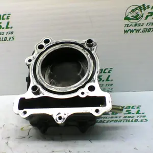 Foto de Cilindro y pistón Suzuki V Strom 650 referencia 144-19-21253 foto 3