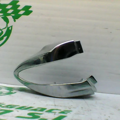 Foto de Embellecedor de cabezón izquierdo Vespa PRIMAVERA 125 ABS referencia 113-22-34919