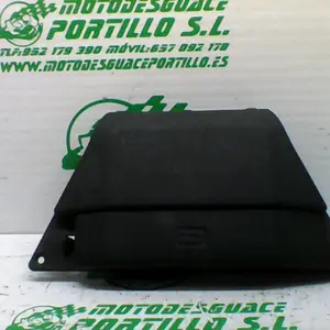 Foto de Caja de herramienta Piaggio MP3 YOURBAN 300 LT referencia 440-21-36762 foto 3
