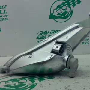 Foto de Intermitente delantero derecho Piaggio BEVERLY 300 I referencia 452-23-46517 foto 2