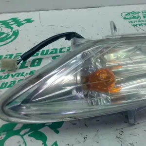 Foto de Intermitente delantero derecho Honda SH 125 i 09-10 referencia 66-24-47172 foto 6