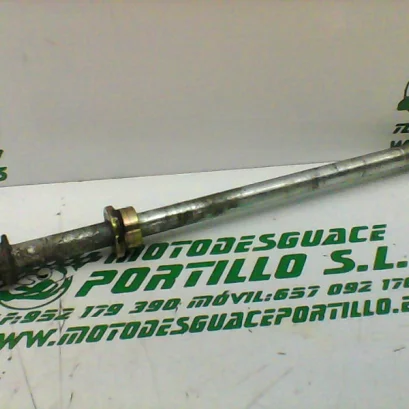 Foto de Eje de rueda delantera Peugeot sv 80 referencia 204-18-20631
