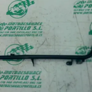 Foto de Soporte suelo derecho Honda FORZA 125 referencia 396-25-49035 foto 2