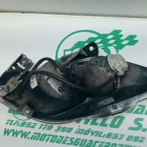 Foto de Piloto trasero Yamaha Xcity 250 referencia 366-19-37310 foto 3