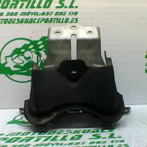 Foto de Bisagra del asiento Yamaha N MAX 125 referencia 394-23-46396 foto 3
