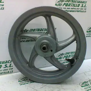 Foto de Llanta delantera Piaggio ZIP Aire 2T 2 50 referencia 9-19-22747 foto 4