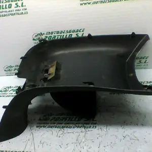 Foto de Tapa deposito de gasolina Piaggio X9 125 referencia 244-19-24237 foto 2