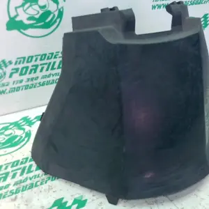 Foto de Carcasa bajo asiento Honda SH 125I 13-16 referencia 65-24-47284 foto 7