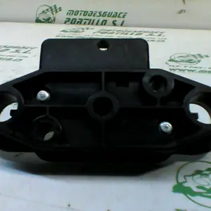 Foto de Cerradura del asiento Suzuki Gsx 600 R referencia 12-16-11832 foto 1