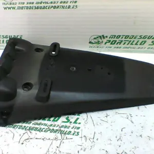 Foto de Portamatricula Sym FIDDLE 125-09 referencia 73-19-23820 foto 4