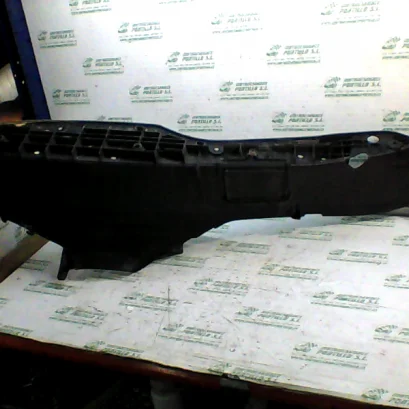 Foto de Suelo izquierdo Honda Forza 250 referencia 234-18-15989
