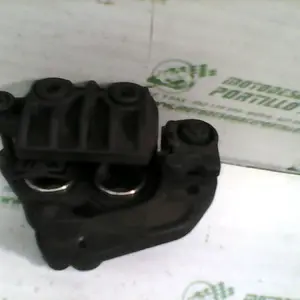 Foto de Pinza de freno delantera Suzuki Burgman 150 Carburacion referencia 100-17-8899