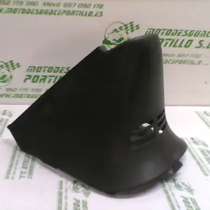 Foto de Carcasa bajo asiento Honda SKY 50 referencia 161-17-10727 foto 3