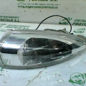 Foto de Intermitente trasero derecho Piaggio Fly 50 4T referencia 151-22-36028 foto 4