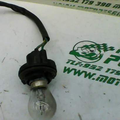 Foto de Instalación de piloto trasero Honda CBF 125 M referencia 170-19-20460