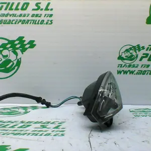 Foto de Intermitente trasero derecho Honda Pcx 125 referencia 181-23-46257 foto 9