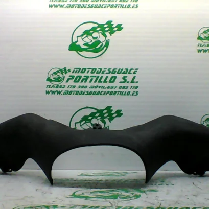 Foto de Embellecedor del manillar Yamaha Majesty 125 referencia 80-19-39302
