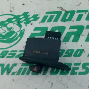 Foto de Interruptor de intermitente Honda PS 125 referencia 106-24-47780 foto 13