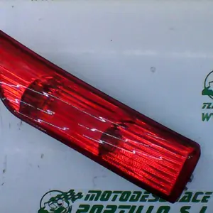 Foto de Intermitente trasero izquierdo Piaggio X8 200 referencia 264-18-18350
