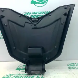 Foto de Puerta de guantera Piaggio BEVERLY 300 I referencia 452-23-46523