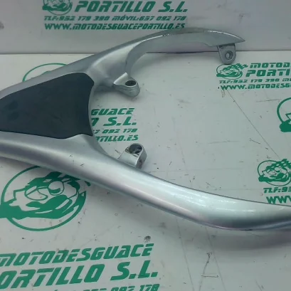 Foto de Asidero Piaggio FLY 125 3V referencia 456-22-41114