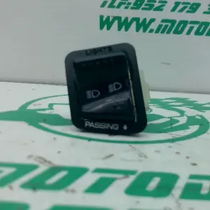 Foto de Interruptor de luz larga/corta Kymco MILER 125I referencia 151-24-48059 foto 3