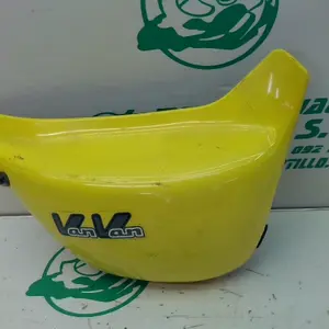 Foto de Carcasa bajo asiento derecho Suzuki RV 125 referencia 146-23-44937