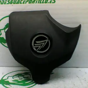 Foto de Embellecedor de cabezón Keeway RKV 125 referencia 326-22-42272 foto 3