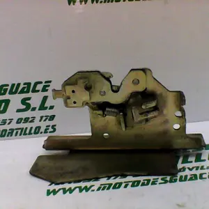Foto de Cerradura del asiento Kymco Super Dink 125 referencia 100-22-36565 foto 10