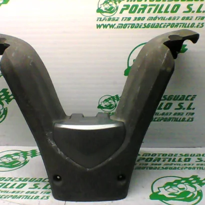 Foto de Embellecedor del manillar Daelim S3 125 I referencia 75-21-29290