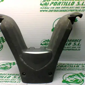 Foto de Embellecedor del manillar Daelim S3 125 I referencia 75-21-29290 foto 1