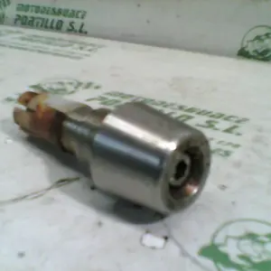 Foto de Contrapesos manillar Peugeot Satelis 125 referencia 240-19-36139 foto 10