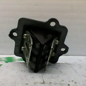Foto de Caja de laminas Yamaha Jog RR 50 referencia 336-22-38670 foto 5