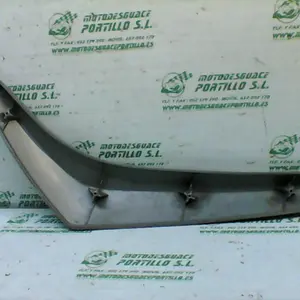 Foto de Embellecedor lateral derecho Piaggio LIBERTY 125 - 05-08 referencia 172-22-37178