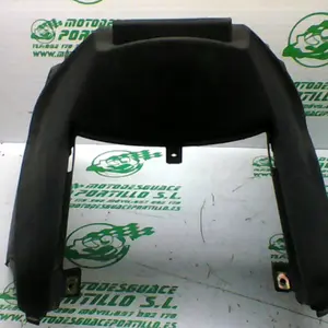 Foto de Carcasa bajo asiento Kymco Agility city 125 referencia 17-19-39612 foto 13